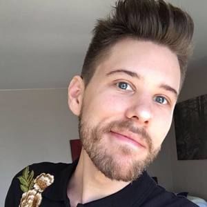 Meet your Posher, Ross